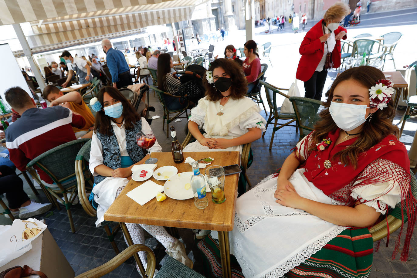 Los murcianos celebran este atípico Bando de la Huerta en las terrazas de los bares