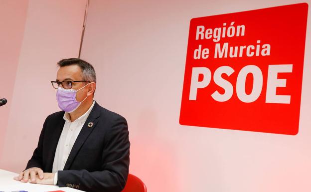 Conesa: «López Miras ha pervertido las instituciones de la Región con la ayuda de Alberto Castillo y tres tránsfugas»