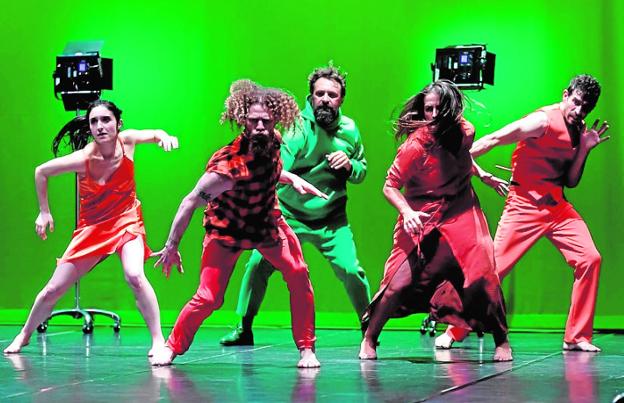 Cinco espectáculos del circuito nacional 'Danza a Escena' recalarán en el Teatro Circo