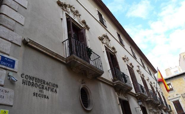 La CHS analizará el agua de la rambla de Tabala, ante la preocupación de la Junta de Hacendados