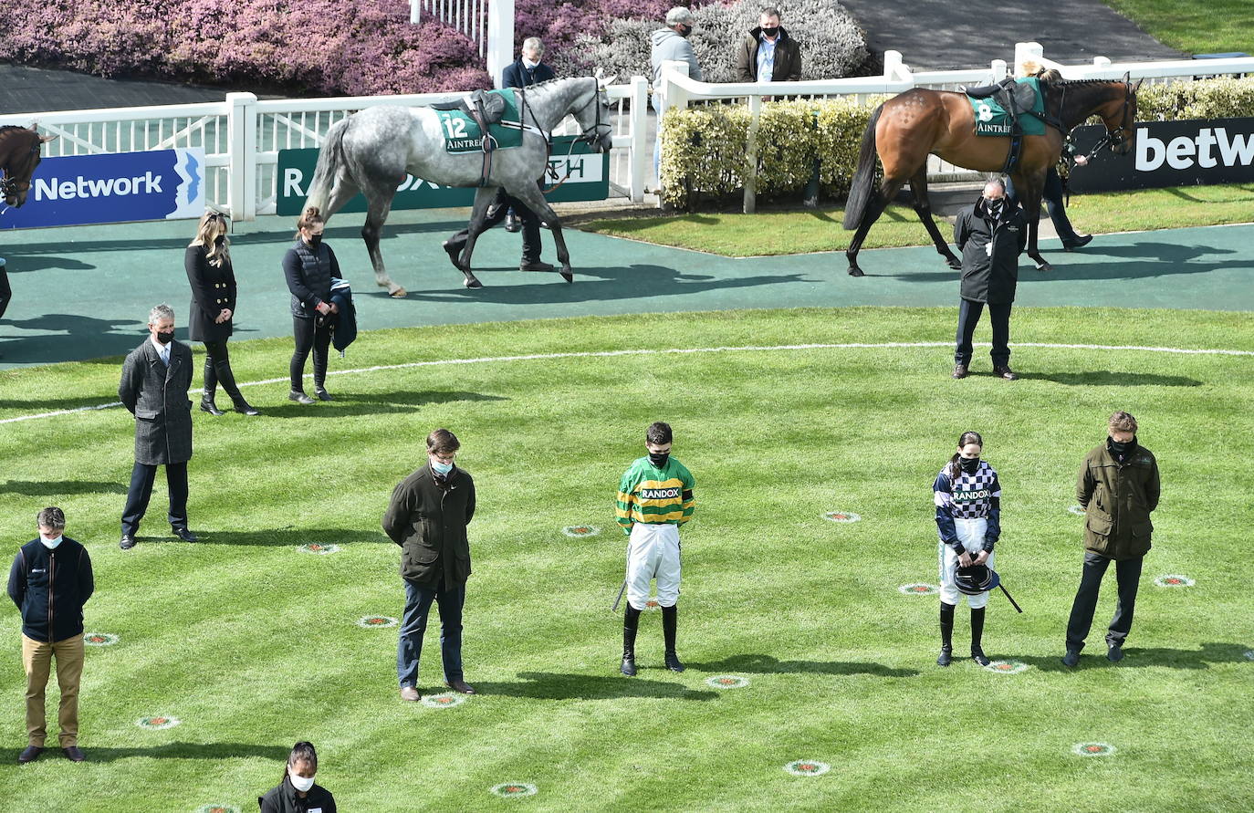 El Grand National, la gran carrera ecuestre de obstáculos