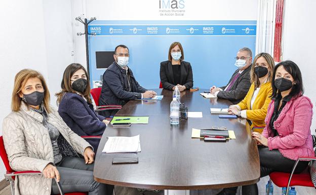 Isabel Franco preside el primer Consejo de Dirección del IMAS con el nuevo gerente