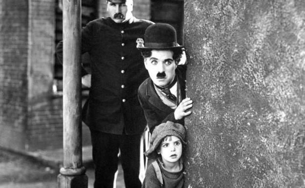 Cultura rinde homenaje a Charles Chaplin con motivo del centenario de 'El chico'