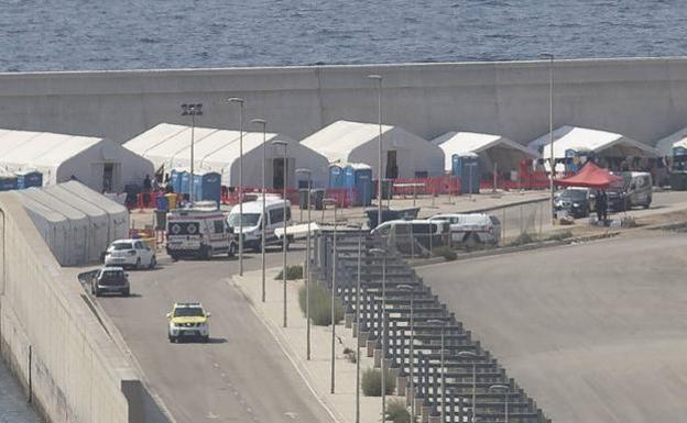 Interceptan una patera con 20 inmigrantes en la costa de Cartagena