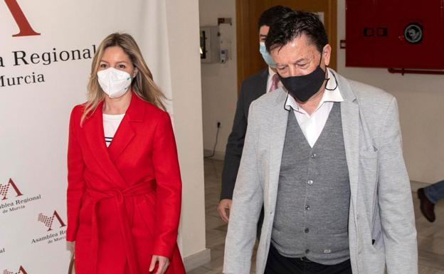 El Grupo Parlamentario de Cs es «una prisión» para Vidal y Molina