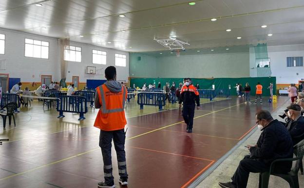 Las dos jornadas de vacunación masiva se saldan con 3.849 molinenses inoculados