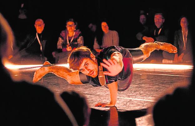 Acrobacia, humor y música para disfrutar desde la sensorialidad