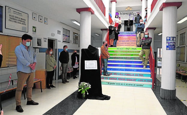 La autopsia a la profesora cartagenera fallecida en Marbella establece «una posible causalidad» con AstraZeneca