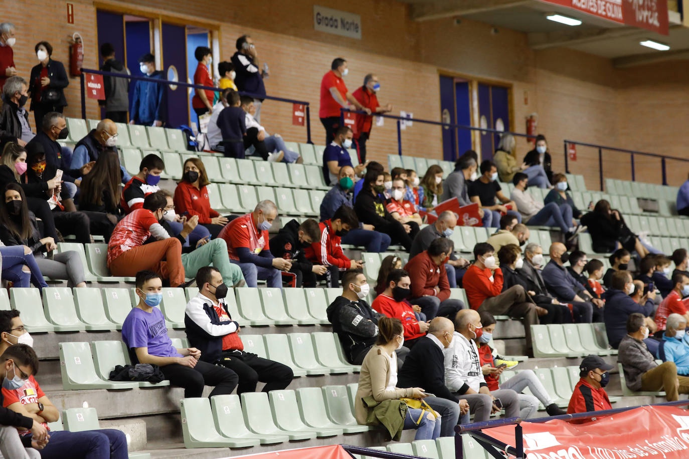 La victoria de ElPozo ante el UMA Antequera, en imágenes