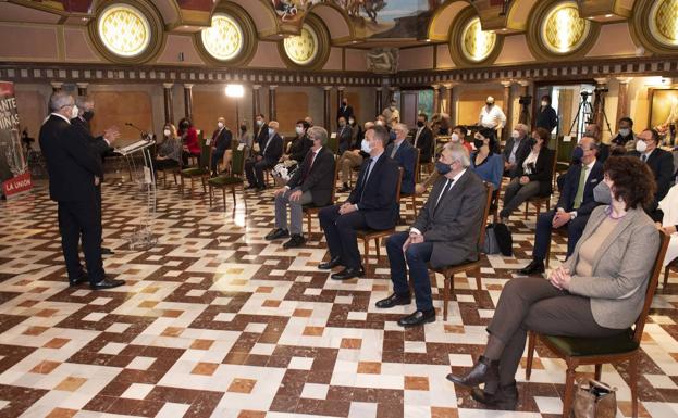 Alberto Castillo siente un boicot socialista