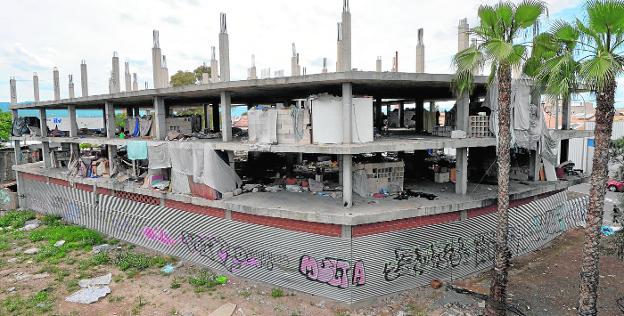 Los okupas vuelven al edificio de San Pío X de Murcia meses después de su desalojo