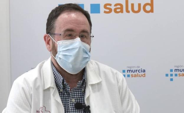 ¿Debo tomar un medicamento antes de vacunarme contra la Covid? ¿Cuándo nos quitaremos la mascarilla? Jaime Pérez aclara las dudas (II)