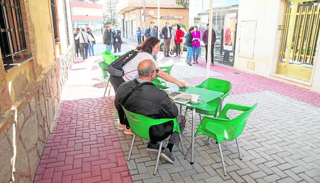 Pozo Estrecho estrena calles semipeatonales
