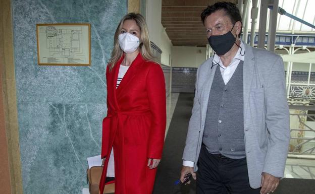 Martínez Vidal prepara su pase al Grupo Mixto con Molina tras el derrumbe de Cs