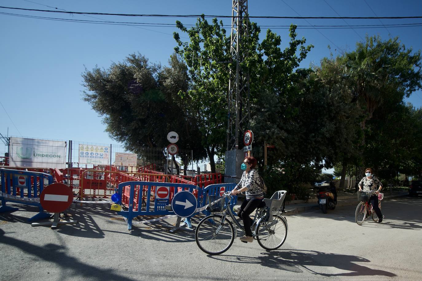 Media hora de caminata para comprar la cena o las pastillas