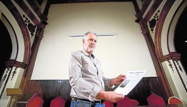 Tras los cuadros de Vicente Inglés