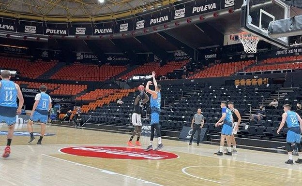 El 'Cebé' Cartagena acaricia el ascenso a LEB Plata