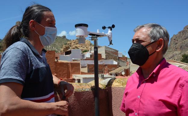 Ojós instala una nueva estación meteorológica conectada a la red