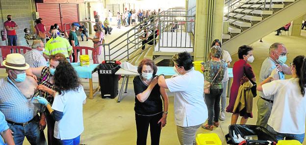 La Comunidad rechaza el 'cóctel' de vacunas por falta de consenso científico-sanitario