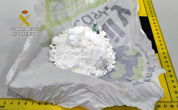 Sorprenden a dos individuos en Sangonera la Seca con más de 100 gramos de cocaína en el coche