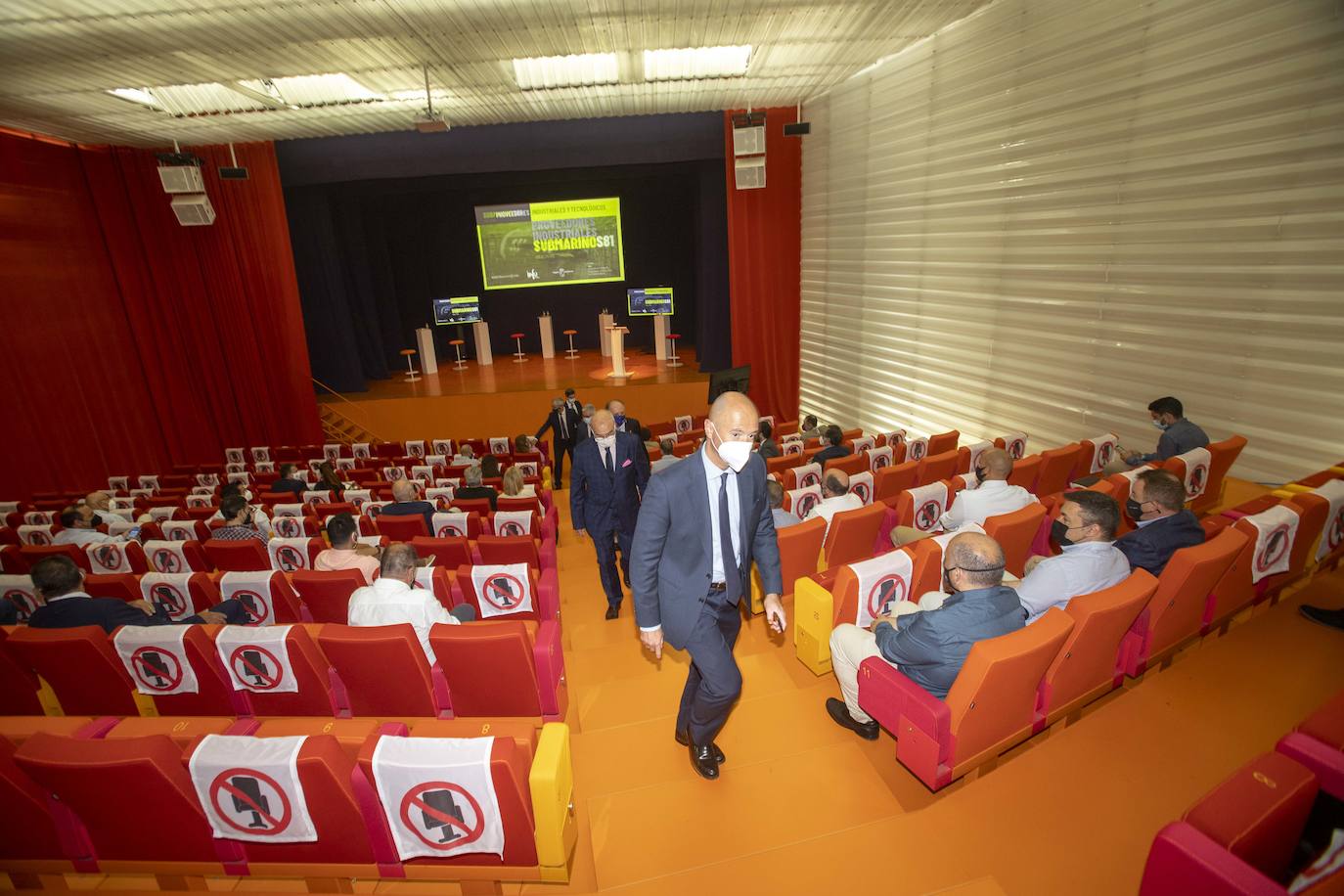 Jornada con empresas industriales y tecnológicas de la Región que participaron en la construcción del submarino S-81