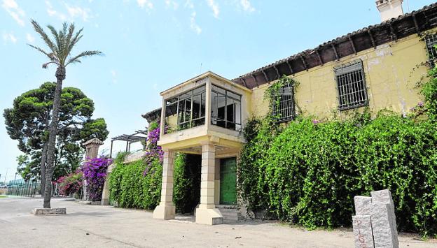 Casi 300 vecinos de la urbanización murciana de La Ladera luchan más de dos décadas por legalizar su situación