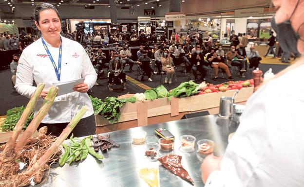 María Gómez y Nazario Cano, entre cañas y salazones en Madrid Fusión
