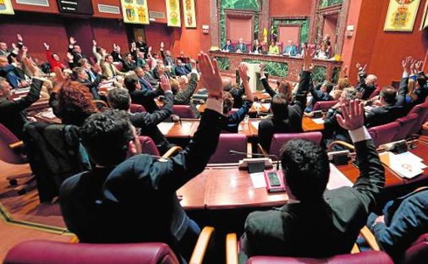 ¿En qué consiste la reforma del Estatuto de Autonomía de la Región de Murcia?