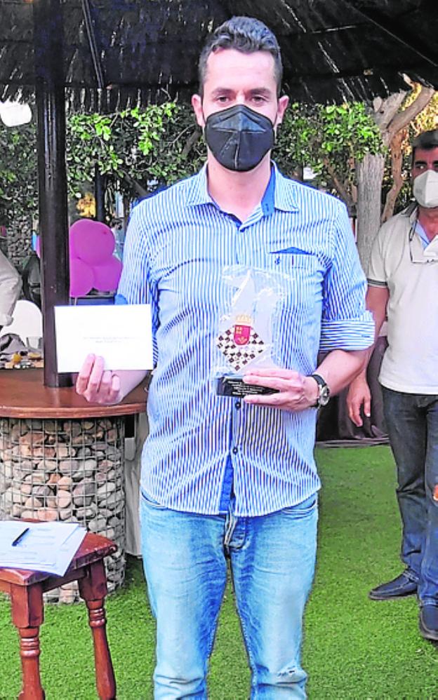 Emilio Sánchez logra su segundo Regional de ajedrez