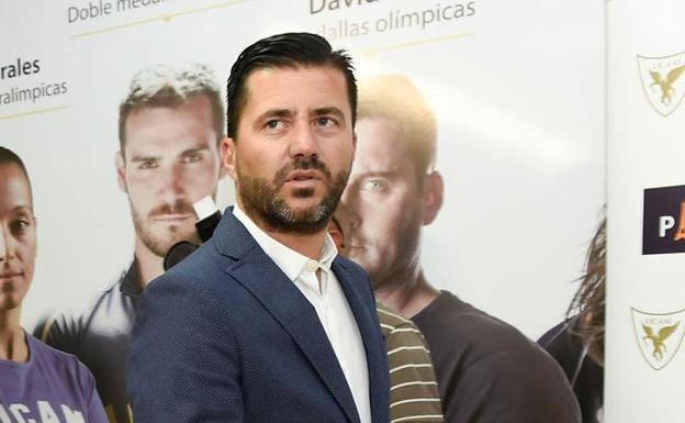 Reverte: «Los grupos de la Primera RFEF podrían ser más igualados»