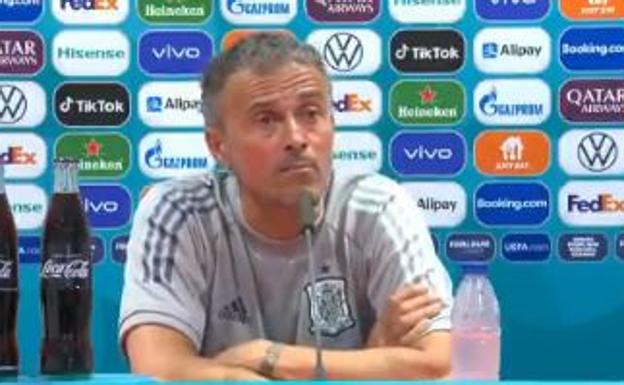 Luis Enrique oculta si jugará Simón y advierte de que en la selección «no falta liderazgo»