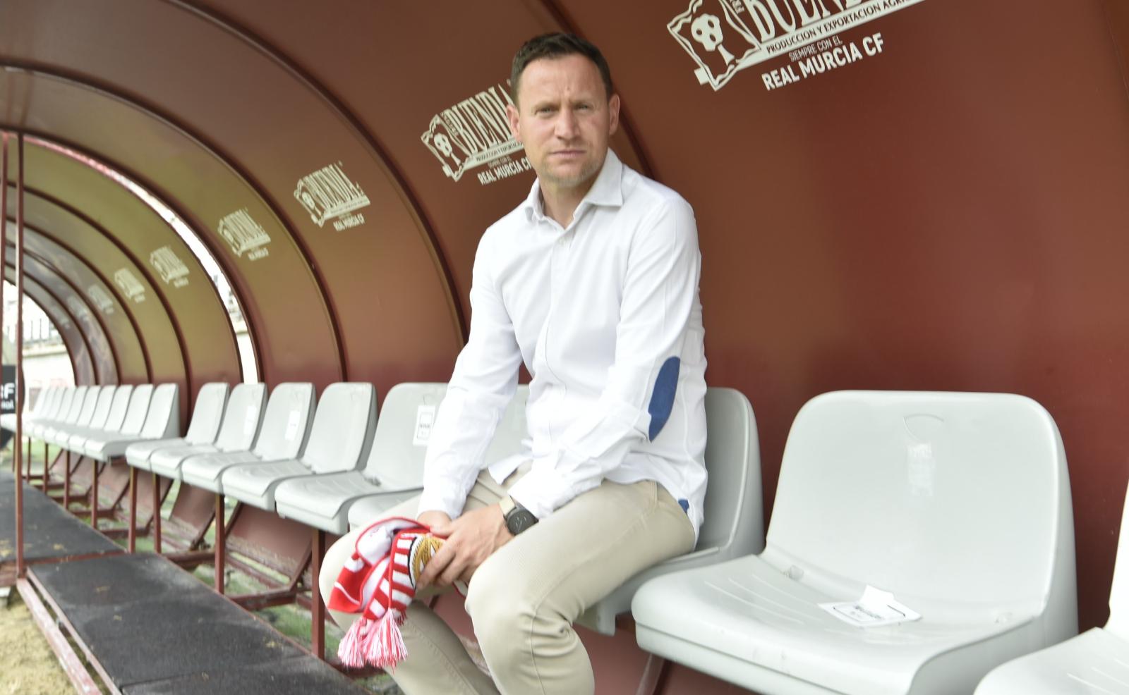 Mario Simón: «El Murcia es el reto con el que soñaba»