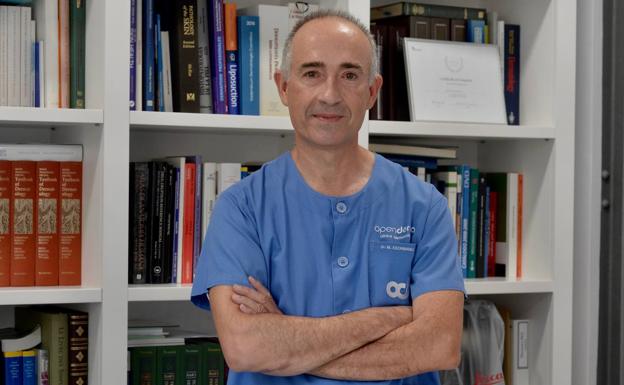 Jorge Martínez Escribano: «El diagnóstico precoz en el melanoma es crucial, y estamos viendo retrasos»