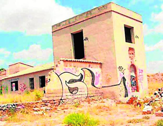 Patrimonio quiere obligar a la UCAM a reconstruir El Corralazo de Guadalupe