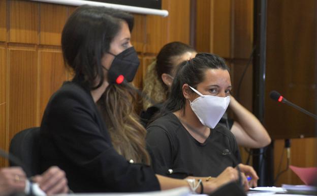 Declaran culpable de asesinato a la acusada de quemar a una mujer en Murcia