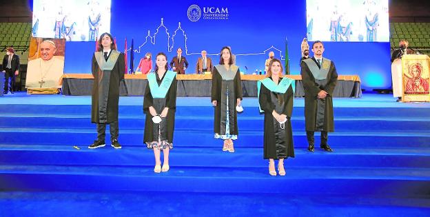 La UCAM celebra la graduación de sus nuevas promociones