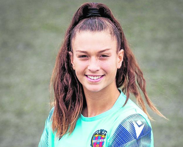El increíble salto de Silvia Lloris