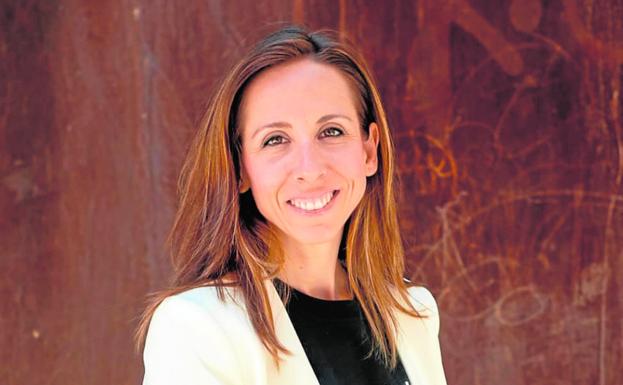 Esther Nevado: «Trabajamos para potenciar una administración accesible»