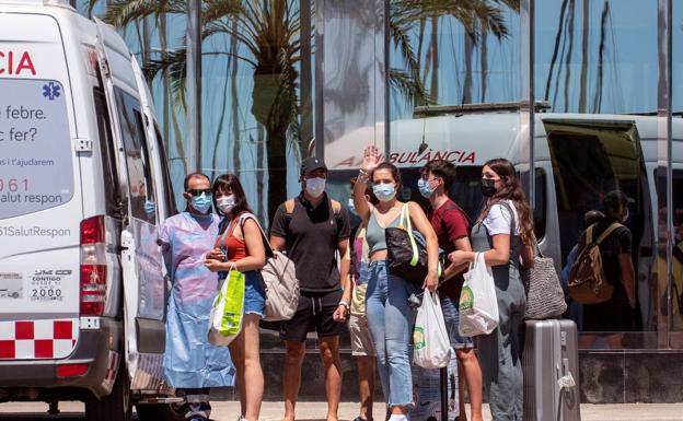 Salud pide al Ministerio que cree un protocolo de actuación para casos como el 'macrobrote' de Mallorca