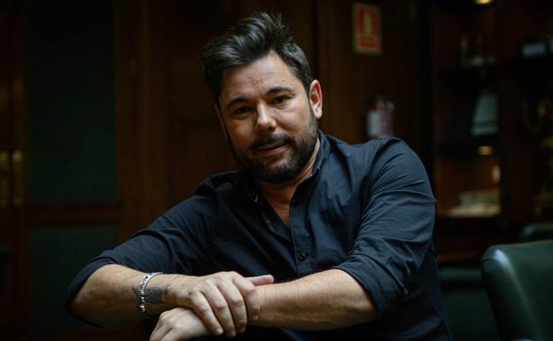 Miguel Poveda: «Como hombre y como artista me siento muy libre; estoy feliz, tranquilo»