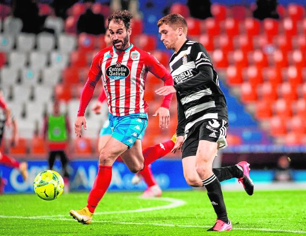 El Efesé blinda a Teddy con un contrato hasta 2023