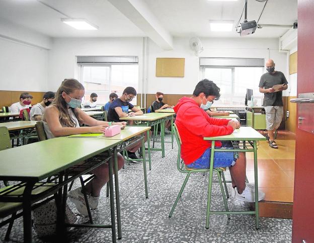 El Ministerio no establecerá un límite de suspensos para el título de ESO