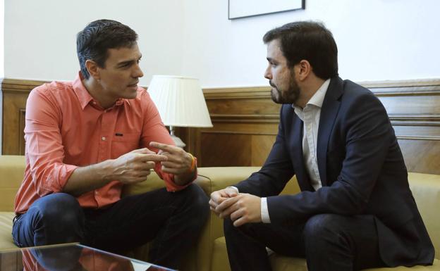 Sánchez desautoriza la campaña de Garzón contra el consumo de carne