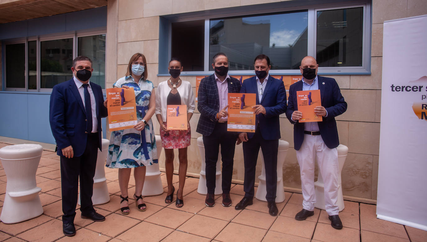 Campaña para que las empresas opten por la 'X solidaria'