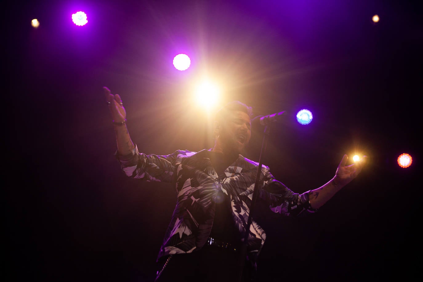 Miguel Poveda vuelve a Murcia con Las Noches del Malecón