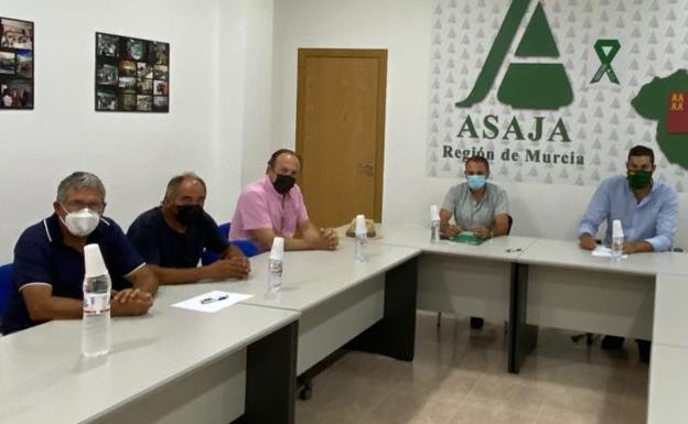 Vox asegura que «nadie gobernará» la Región con su apoyo «si no se deroga previamente la ley del Mar Menor»