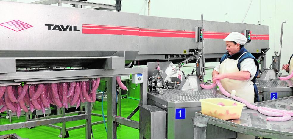 Fecoam reivindica el papel esencial de la industria cárnica y sus derivados - Vimarsana News