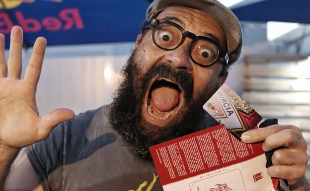 Ignatius Farray se abona al Real Murcia