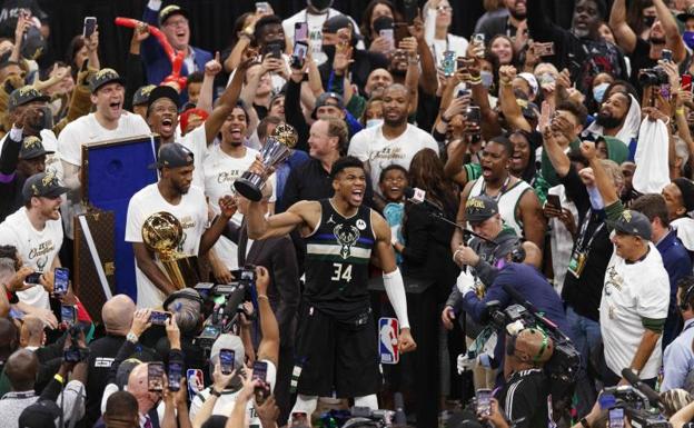 Los Bucks logran su primer título de la NBA desde 1971