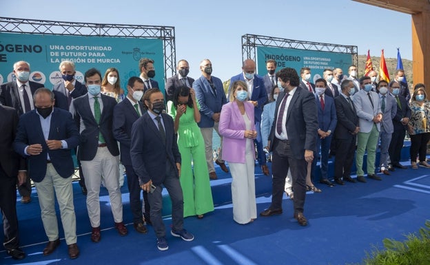 Empresas e instituciones se alían para que Escombreras sea líder en hidrógeno verde